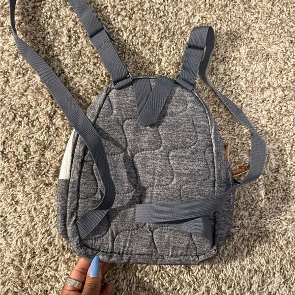 Adidas Charcoal Gray Backpack White Logo Accents Adjustable Shoulder Straps - Picture 6 of 12